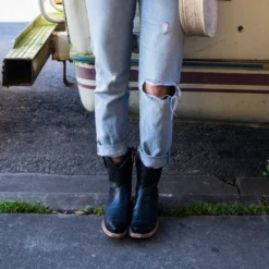 Lucchese-inc Gaby :: Black BOOTS