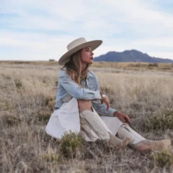 Lucchesse-inc Presley :: Wheat BOOTS